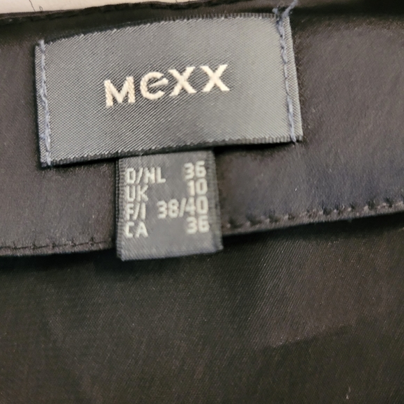 Mexx sleeveless silky blouse - Picture 2 of 2